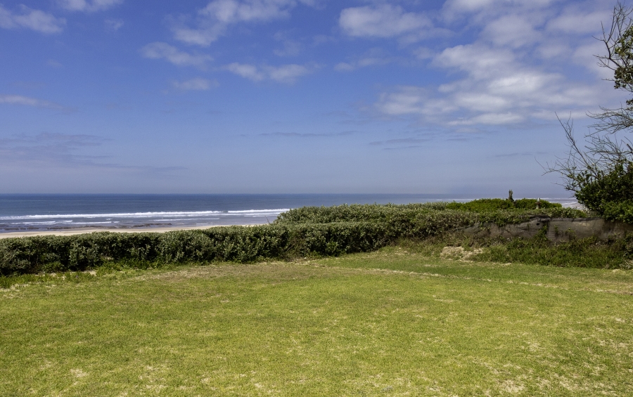 4 Bedroom Property for Sale in Begha Eastern Cape